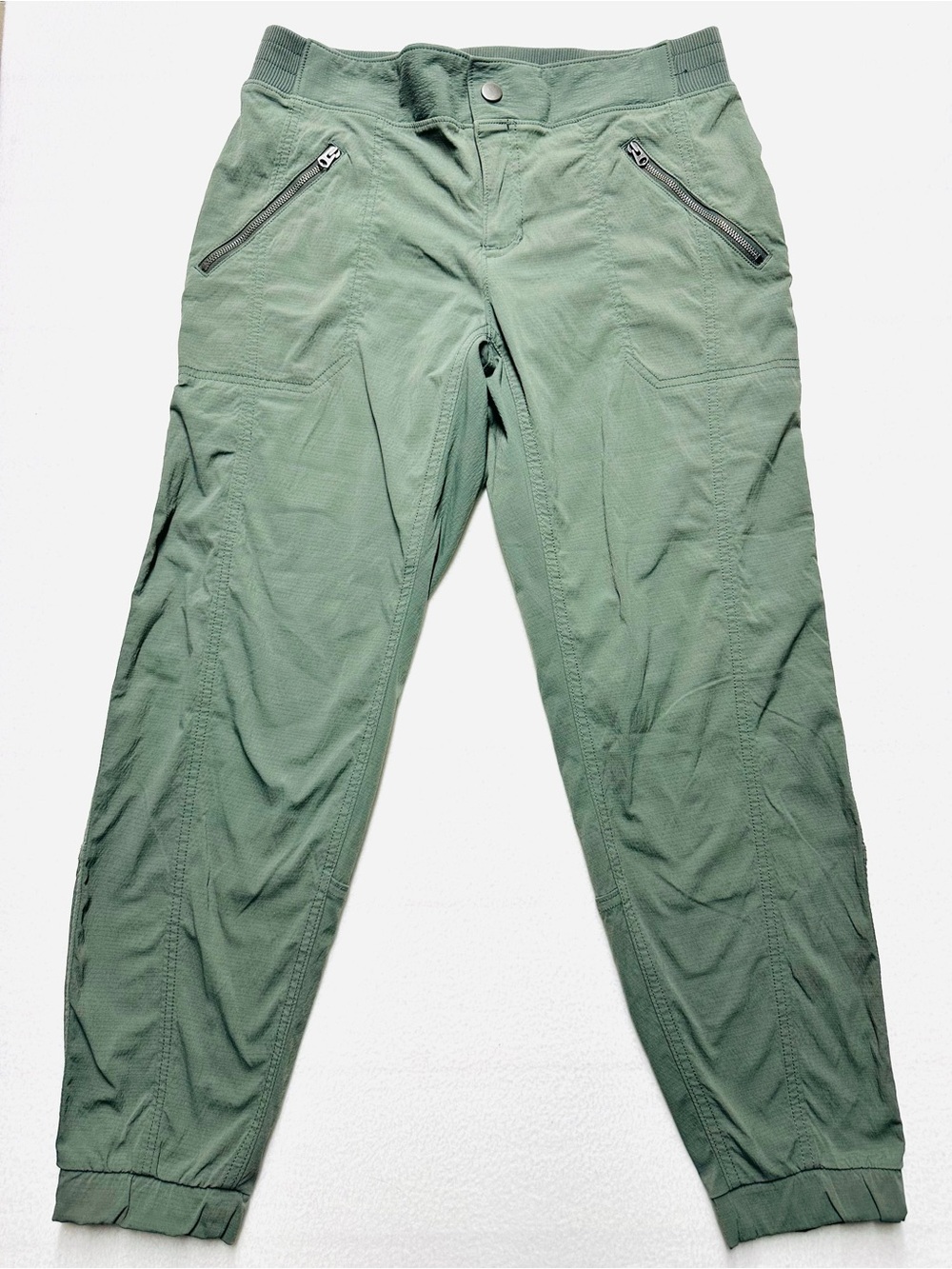 Athleta Trekkie Jogger Pants Women’s 10 Green Hiking Travel Zip Pockets